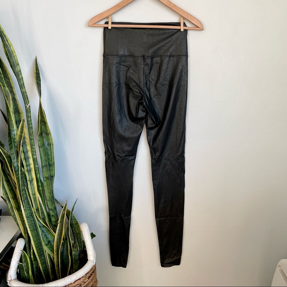 Aritzia Wilfred Free Daria Pant Vegan Leather Leggings - Picture 4 of 8